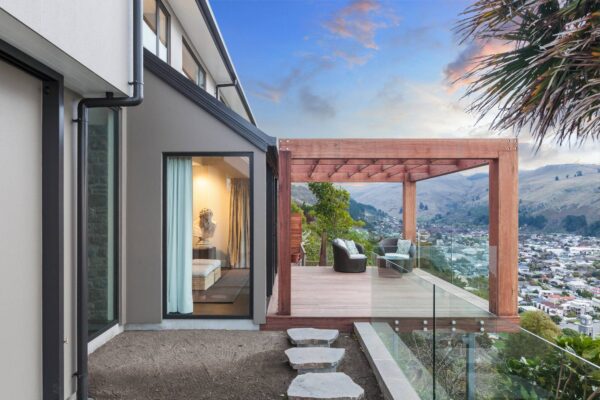 125 Scarborough Lane Deck