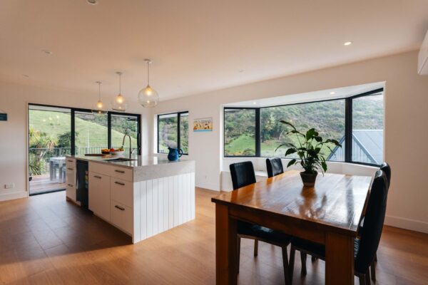 sumnervale-indoor-dining