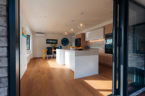 sumnervale-indoor-kitchen