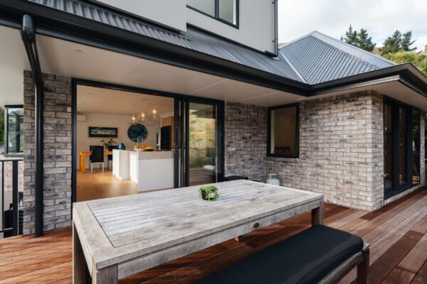 sumnervale-outdoor-bench