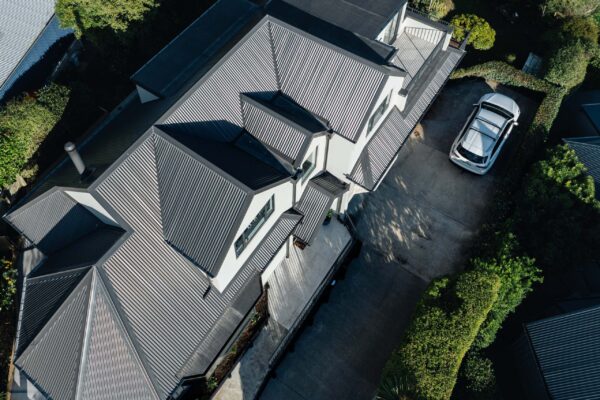 sumnervale-outside-roof